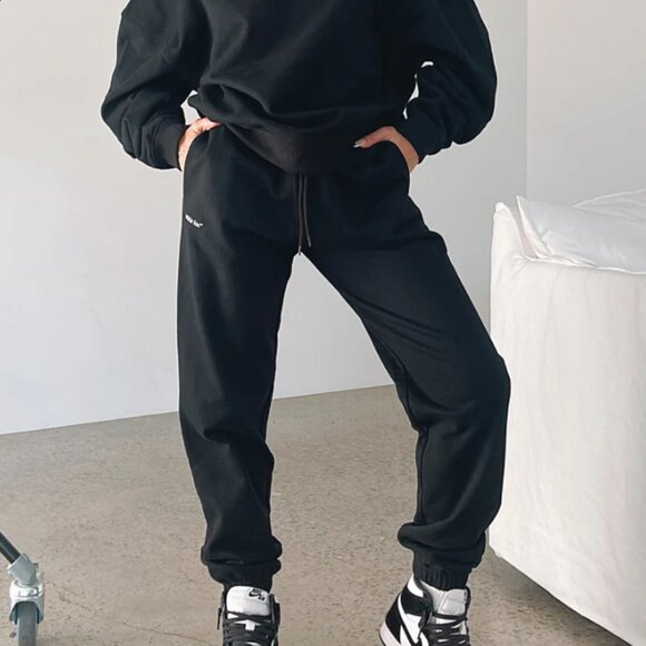 White Fox Not An Issue Sweatpants Black size s - Picture 1 of 2